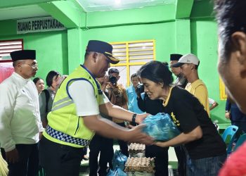 Reaksi Cepat Kapolres dan Bupati Simalungun Salurkan Bantuan Untuk Korban Kebakaran Pasar Serbalawan