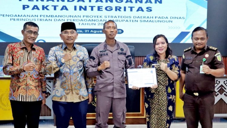 Bupati Simalungun H Anton Achmad Saragih Tegaskan Pentingnya Tanggung Jawab Dalam Bekerja