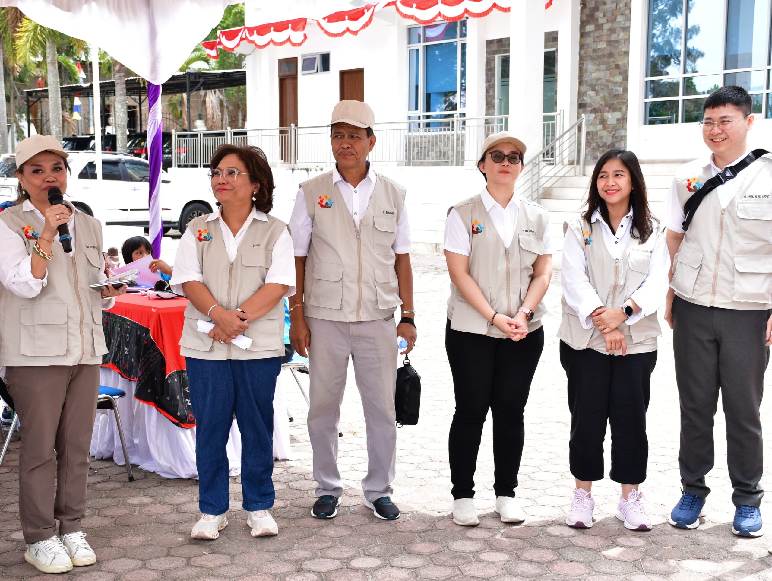 Kerjasama Dengan Pemkab Samosir, Yayasan Gerakan Perempuan Pesisir Gelar Pengobatan Gratis Kerjasama Dengan Pemkab Samosir, Yayasan Gerakan Perempuan Pesisir Gelar Pengobatan Gratis