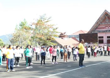 Aparatur Pemerintah Kabupaten Pakpak Bharat Giat Ikuti Senam Sehat