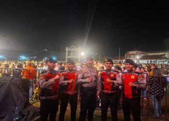 Personel Polres Tapteng Kawal Ketat Acara Perayaan HUT Tapteng Ke 80, Berlangsung Meriah Dan Kondusif
