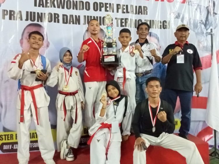 Polri Apresiasi Pelajar Berprestasi dari Serdang Bedagai Raih 6 Emas di Kejuaraan Taekwondo