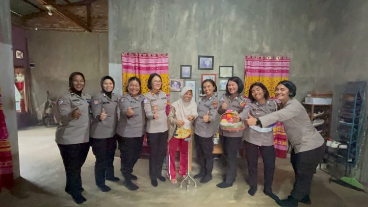 Polwan Polres Simalungun Hadir di Tengah Masyarakat, Wujudkan Kehadiran Negara Jaga Kamtibmas di HUT Polwan Ke-77