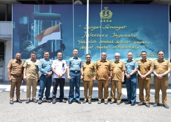 Bupati Tapanuli Tengah Kunjungan Silaturrahmi Ke Lanal Sibolga
