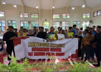 Brimob Sumut Bersama Orang Muda Katolik Tebar Kasih,  Detasemen Gegana Berbagi dengan Anak-anak Panti Asuhan SLB Santa Lucia
