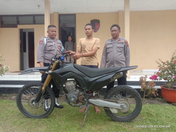 Polsek Tanah Jawa Berhasil Tangkap Pelaku Pencurian Sepeda Motor Honda CRF 150