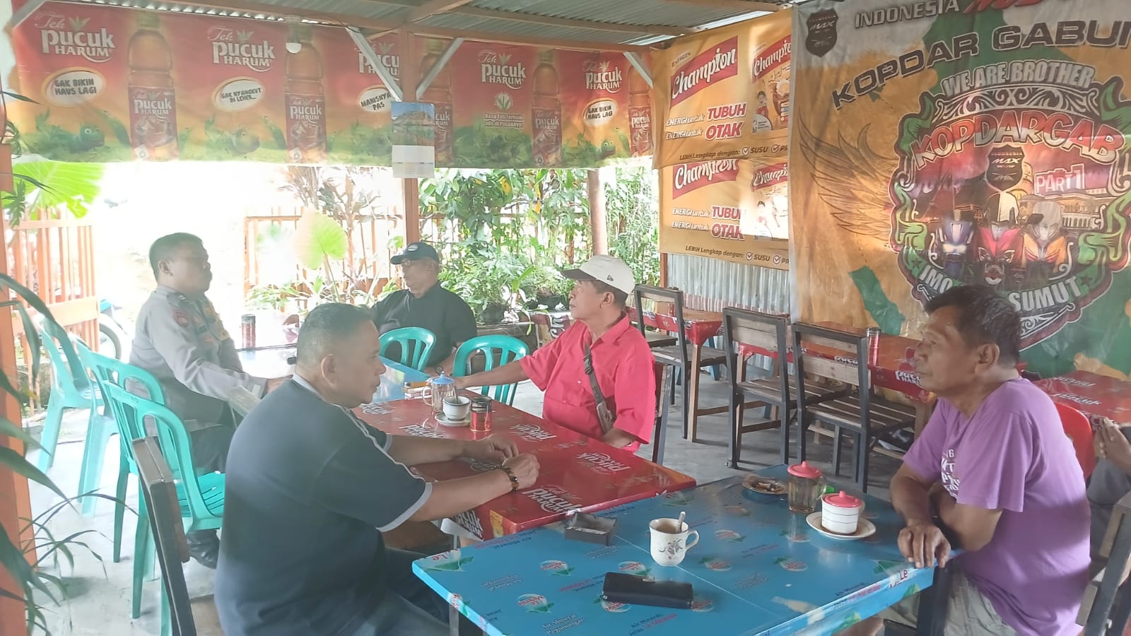 Polsek Siantar Martoba Sampaikan Pesan Kamtibmas dan Call Center 110 di Gang Air Bersih