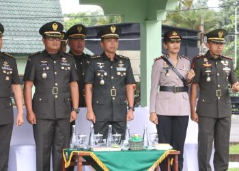 Kapolres Pematangsiantar Hadiri Upacara Penutupan Dikmata Inf TNI AD Gel II Tahun 2025