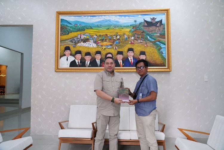 Bupati Franc Bernhard Tumanggor Siap Mewujudkan Kabupaten Pakpak Bharat Yang Bersih Dan Sehat Serta Bebas Sampah