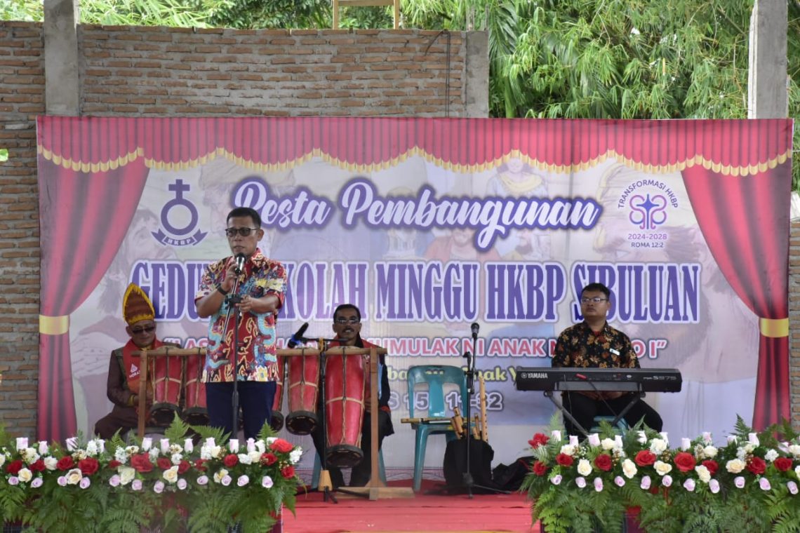 Bupati Tapanuli Tengah Hadiri Pesta Pembangunan Gedung Sekolah Minggu HKBP Sibuluan