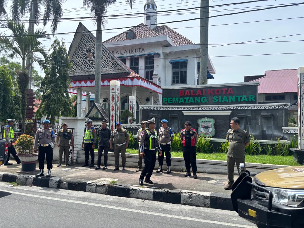 Polres Pematangsiantar Antisipasi Ganguan Kamtibmas Melalui Patroli Skala Besar
