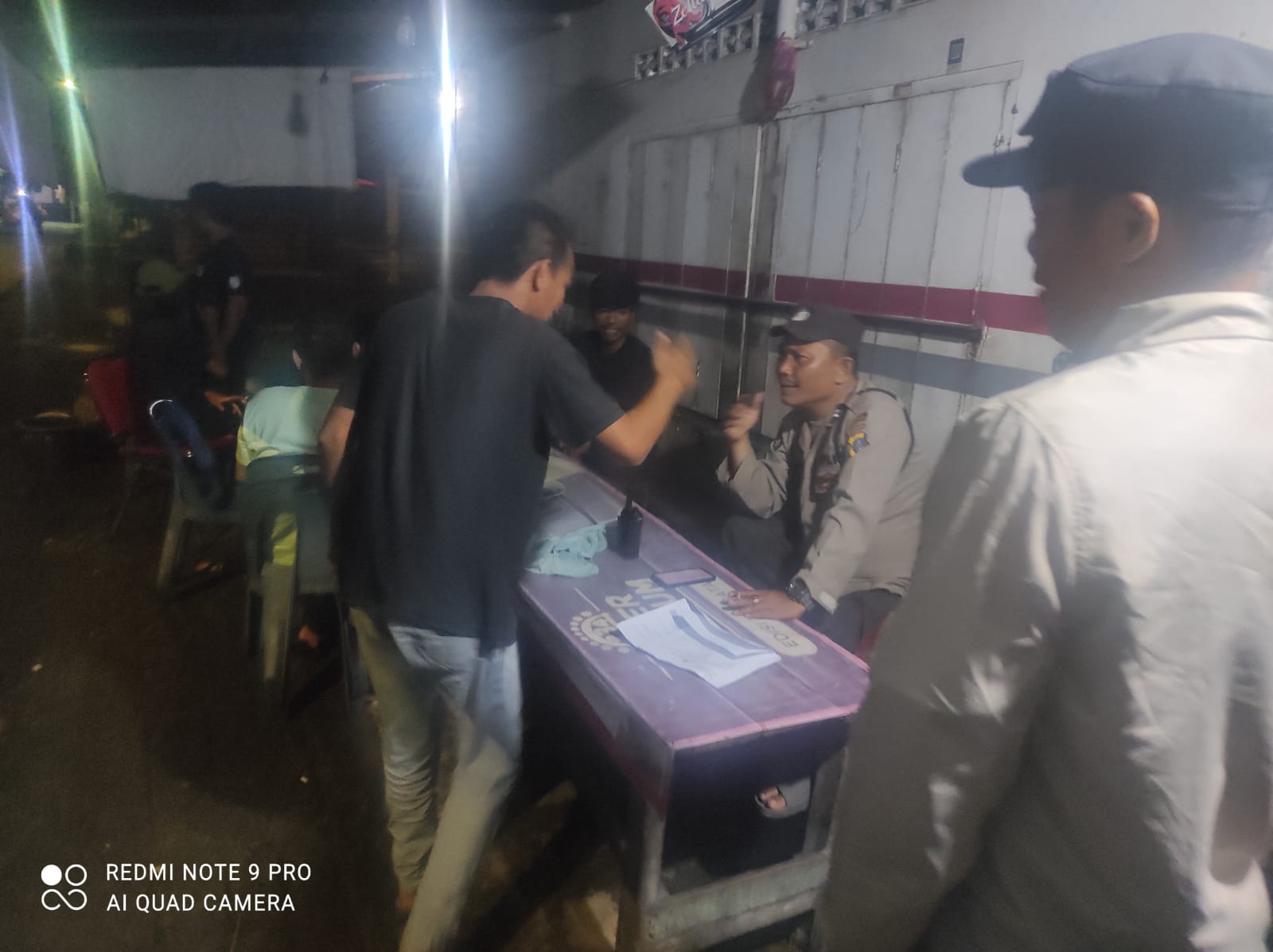 Polsek Siantar Marihat Respon Keluhan Warganya di Jalan Pisang, Berikan Imbauan kepada Pemilik Kedai