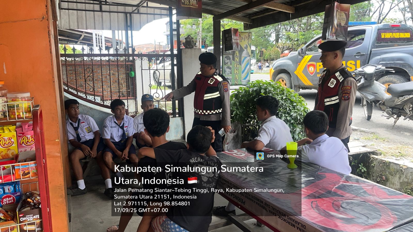 Sat Samapta Polres Simalungun Gelar Patroli Perintis Presisi, Berikan Edukasi Anti Narkoba kepada Pelajar