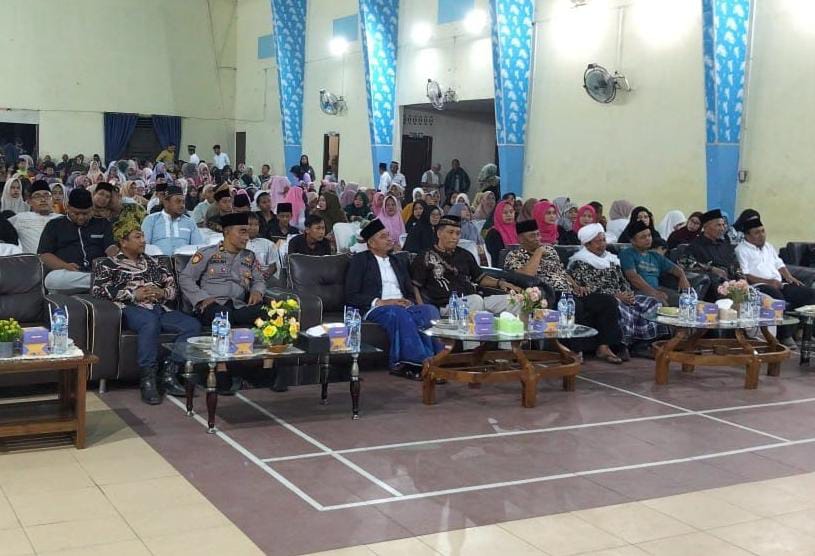 Polsek Tanah Jawa Hadiri Peringatan Maulid Nabi Muhammad SAW, Wujudkan Kedekatan Polri dengan Masyarakat Polsek Tanah Jawa Hadiri Peringatan Maulid Nabi Muhammad SAW, Wujudkan Kedekatan Polri dengan Masyarakat