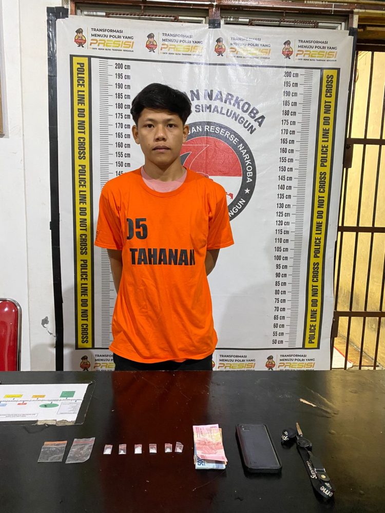 Bongkar Jaringan Narkoba di Kompleks Kukdong, Polres Simalungun Sita Sabu 1,26 Gram Bongkar Jaringan Narkoba di Kompleks Kukdong, Polres Simalungun Sita Sabu 1,26 Gram