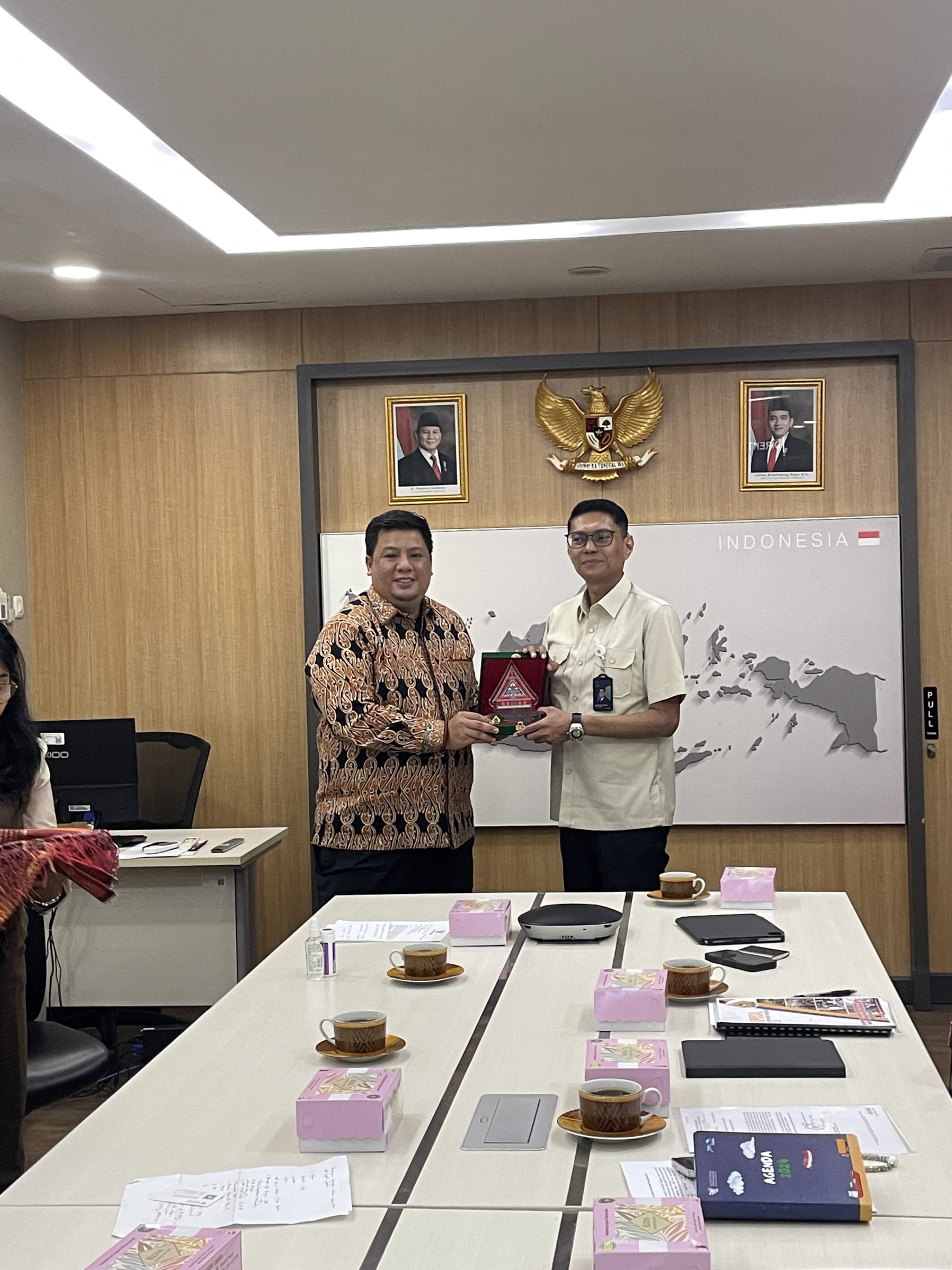 Audensi Ke Kementerian Perdagangan RI, Bupati Samosir Sampaikan Proposal Revitalisasi Pasar Rakyat Pangururan dan Nainggolan Audensi Ke Kementerian Perdagangan RI, Bupati Samosir Sampaikan Proposal Revitalisasi Pasar Rakyat Pangururan dan Nainggolan