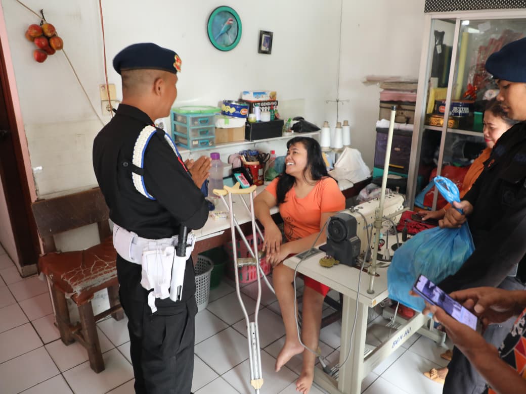 Brimob Polda Sumut Menyapa Warga dengan Kasih, Hadirkan Kepedulian Lewat Bakti Sosial PL