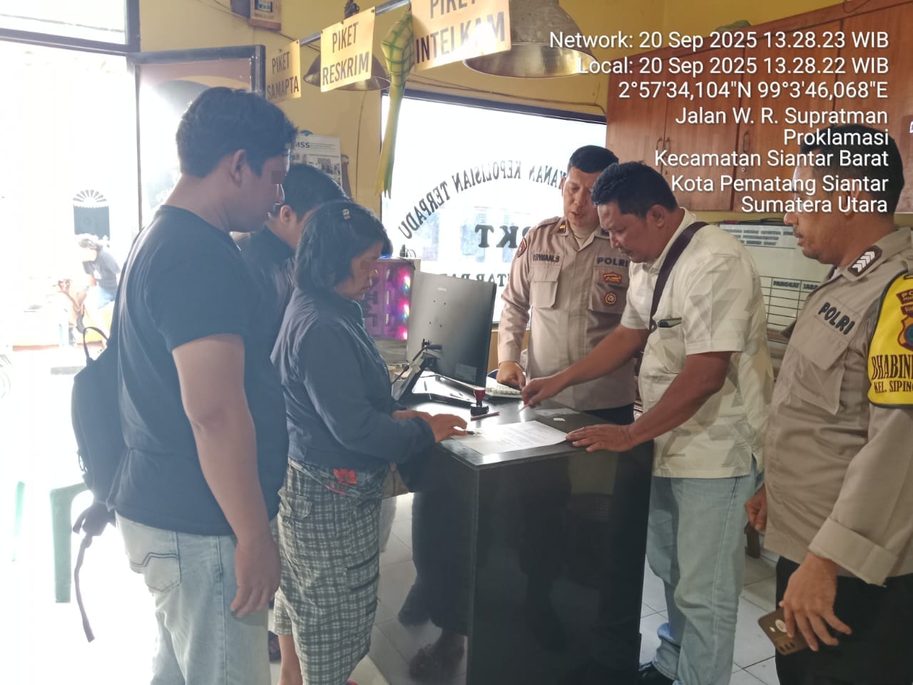 Polsek Siantar Barat Kedepankan Mediasi Dugaan Pencurian Telur di Jalan Merpati Polsek Siantar Barat Kedepankan Mediasi Dugaan Pencurian Telur di Jalan Merpati