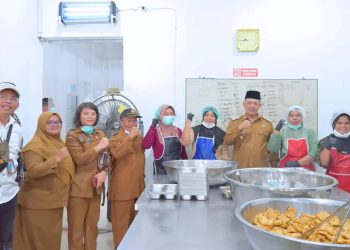 Dukung Program Presiden, Wakil Bupati Tapteng Lakukan Monitoring SPPG