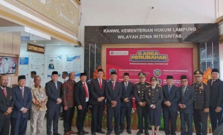 Way Kanan Raih Penghargaan Dari Kementerian Hukum