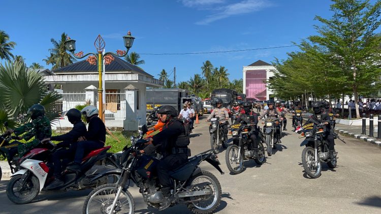 Brimob Sumut Bersama Forkopimda Nias Gelar Patroli Skala Besar, Wujudkan Keamanan Pasar Idanogawo