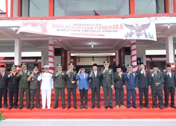 Bupati Tapteng Hadiri Upacara Peringatan Hari Kesaktian Pancasila Tahun 2025