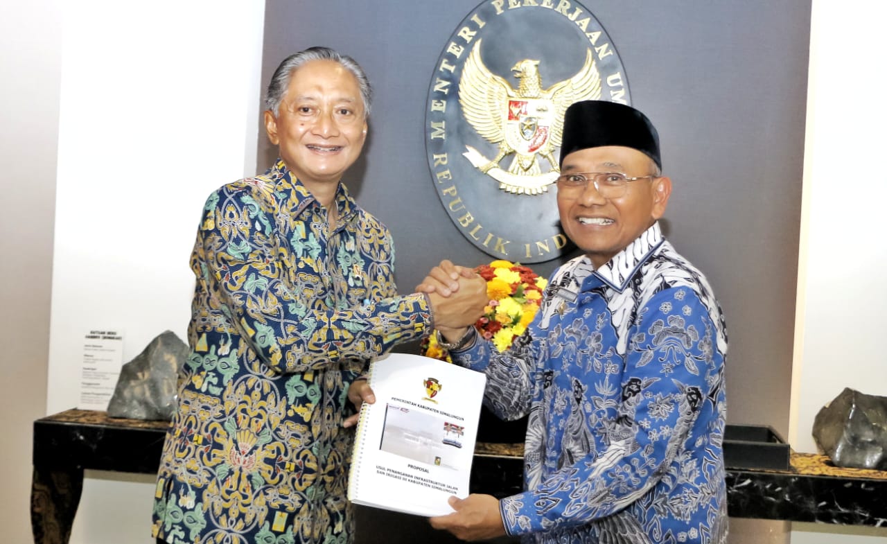 Bupati Anton Achmad Saragih: Lincah di Pusat, Sigap di Daerah — Membangun Simalungun dari Dua Arah, Dari Ruang Menteri di Jakarta Hingga Tanah Longsor di Raya, Kepemimpinan Nyata untuk Infrastruktur dan Rakyat Simalungun
