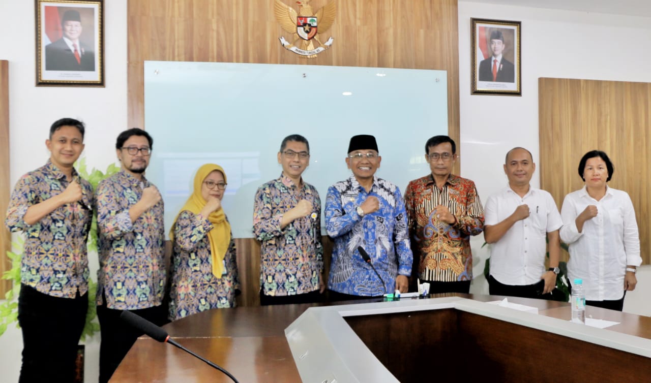 Bupati Simalungun Anton Achmad Saragih Intensif Komunikasi dengan Menteri PU RI untuk Pembangunan Infrastruktur Jalan Bupati Simalungun Anton Achmad Saragih Intensif Komunikasi dengan Menteri PU RI untuk Pembangunan Infrastruktur Jalan