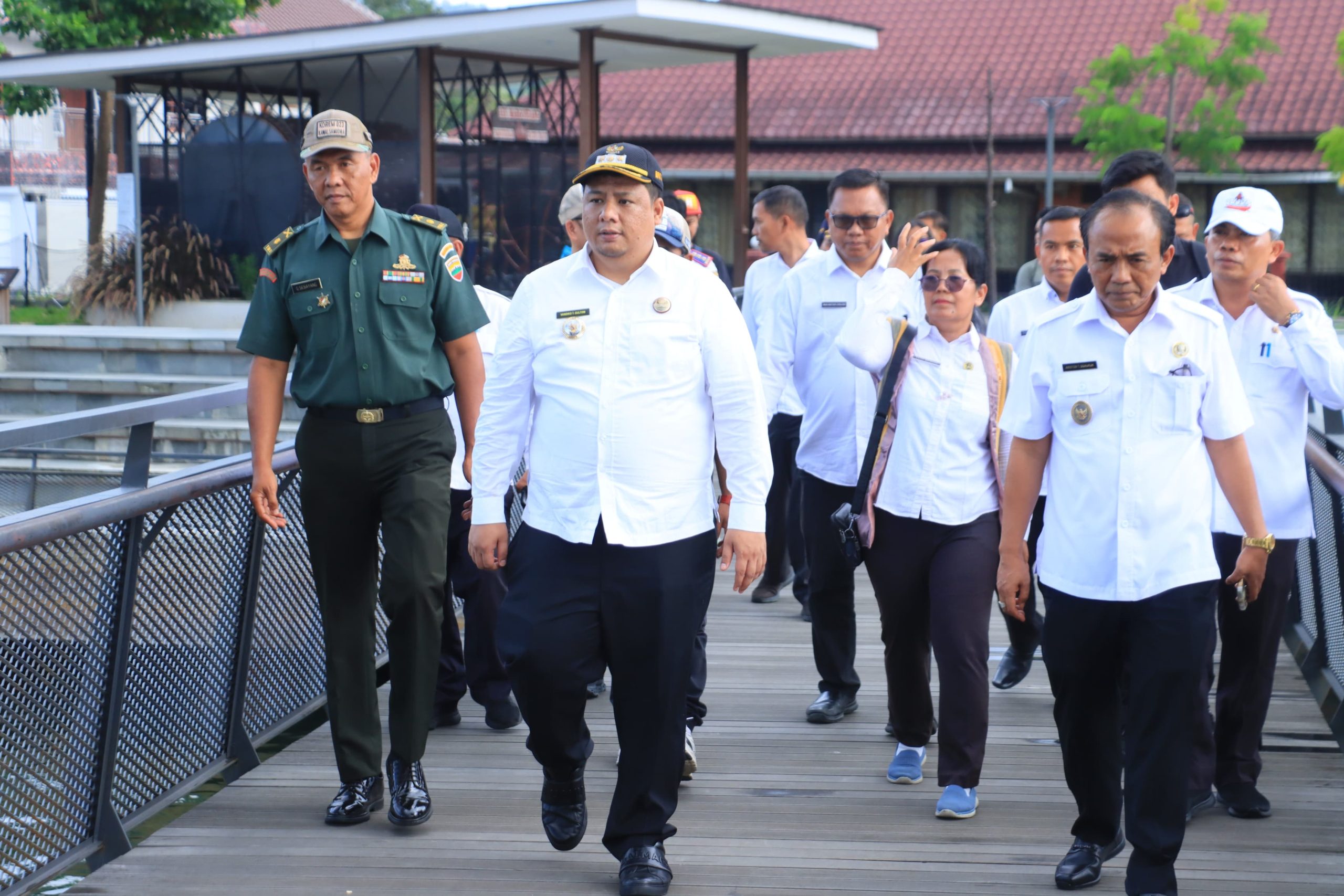 Bupati Samosir Dan Wabup Monitoring Persiapan Venue Utama TOTK Bupati Samosir Dan Wabup Monitoring Persiapan Venue Utama TOTK
