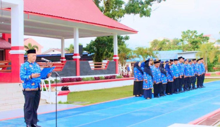 Pimpin Apel Hari Kesadaran Nasional, Wakil Bupati Tapteng : ASN Abdi Negara Dan Masyarakat Pimpin Apel Hari Kesadaran Nasional, Wakil Bupati Tapteng : ASN Abdi Negara Dan Masyarakat