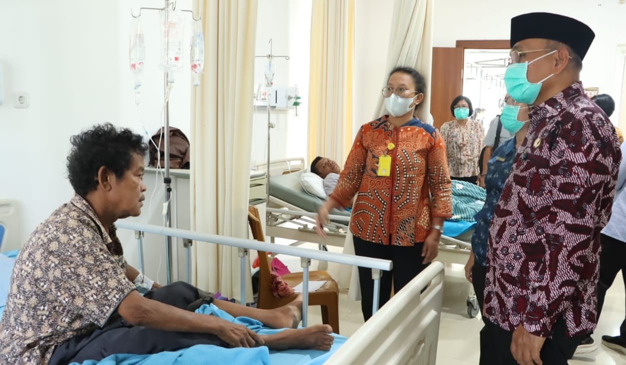 Bupati Simalungun Anton Achmad Saragih Kunjungi RSUD Tuan Rondahaim, Pastikan Pelayanan Prima untuk Masyarakat