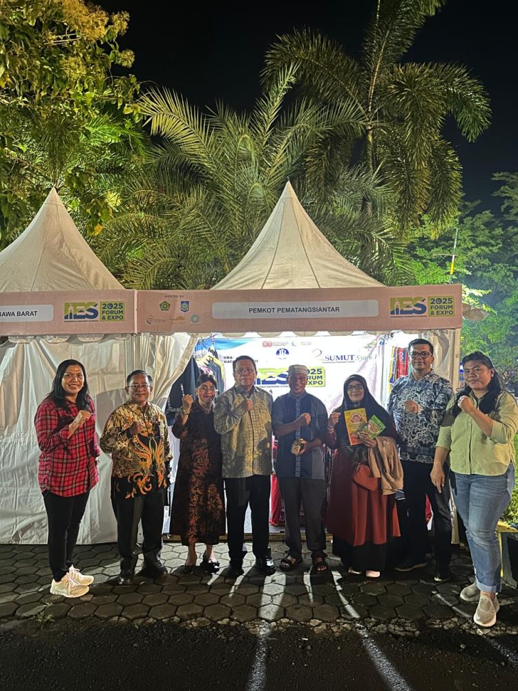 Wali Kota Pematangsiantar Didampingi Ketua TP PKK Menghadiri Pembukaan IES Tahun 2025-Forum & Expo di Islamic Center Kota Mataram Wali Kota Pematangsiantar Didampingi Ketua TP PKK Menghadiri Pembukaan IES Tahun 2025-Forum & Expo di Islamic Center Kota Mataram