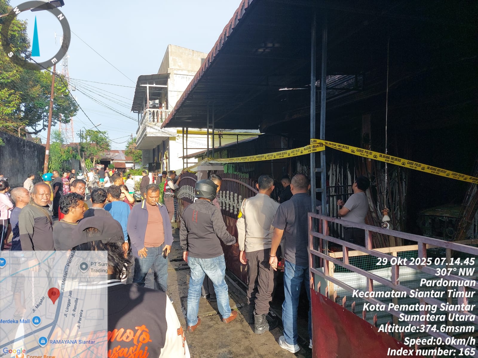 Polres Pematangsiantar Respon Cepat Cek TKP Kebakaran Rumah Warga di Gang Udang