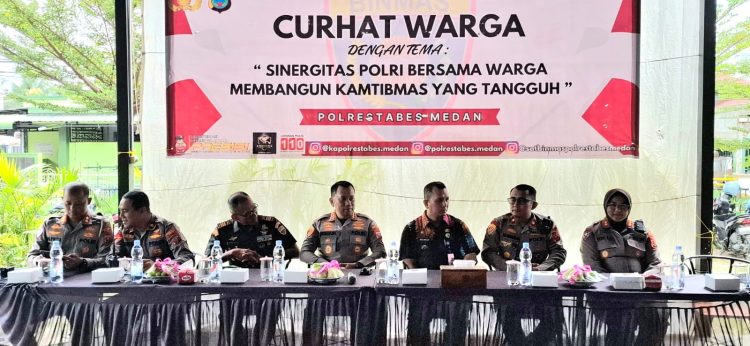 Kapolrestabes Medan Gelar Program Curhat Warga di Sunggal, Serap Aspirasi dan Perkuat Sinergi Kamtibmas Kapolrestabes Medan Gelar Program Curhat Warga di Sunggal, Serap Aspirasi dan Perkuat Sinergi Kamtibmas