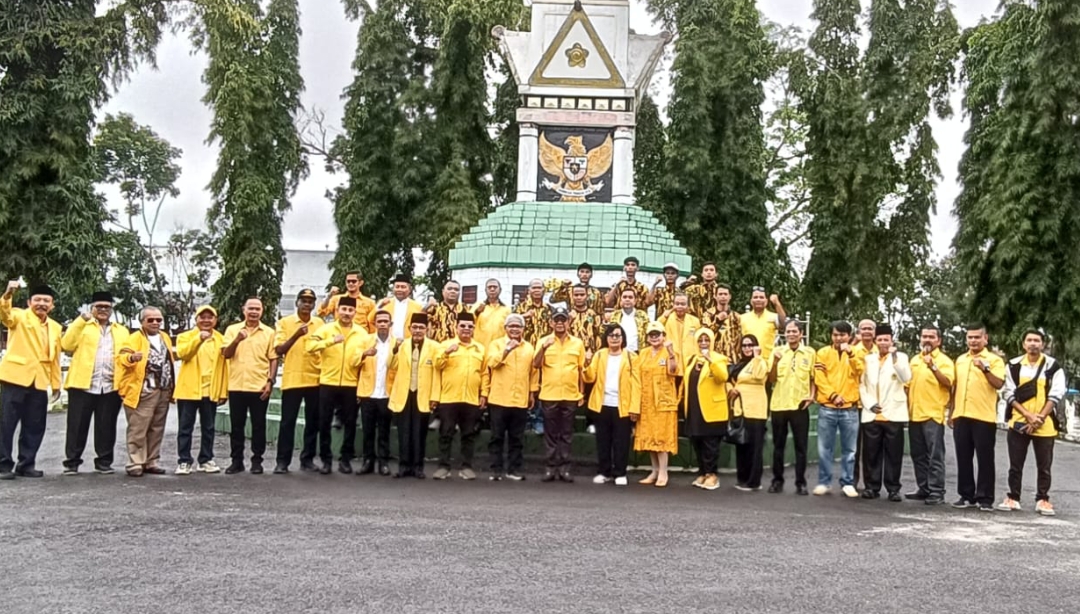 DPD Partai Golkar Kabupaten Simalungun Tabur Bunga di TMP Nagur, Penghormatan Terhadap Pahlawan