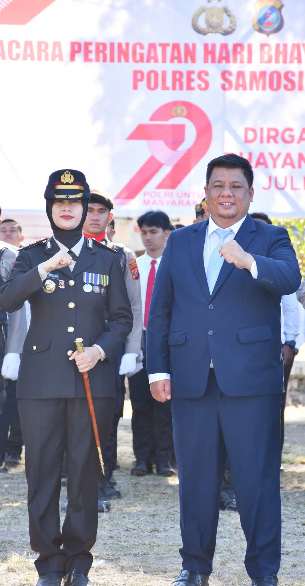 Bupati Samosir Ikuti Upacara HUT Bhayangkara ke- 79 Tahun 2025 Polres Samosir Bupati Samosir Ikuti Upacara HUT Bhayangkara ke- 79 Tahun 2025 Polres Samosir