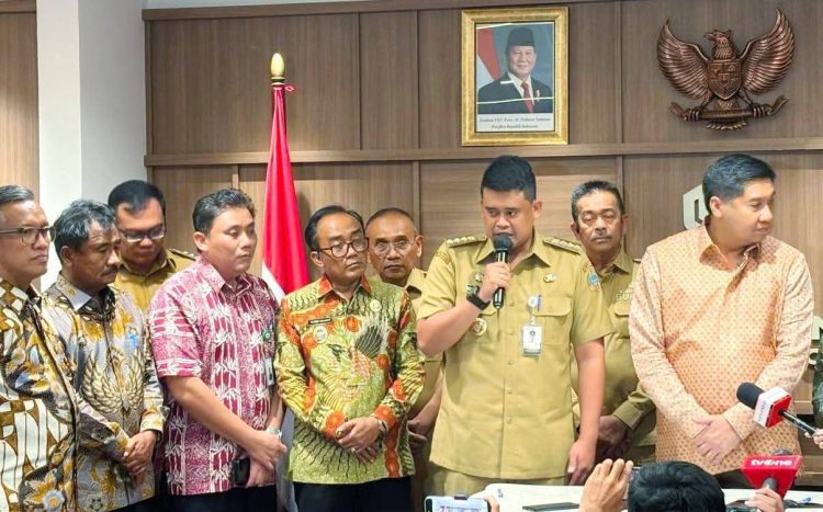 Bahas Program 3 Juta Rumah, Gubernur Sumut bersama Wakil Bupati Samosir ikuti Pertemuan dengan Menteri PKP RI Bahas Program 3 Juta Rumah, Gubernur Sumut bersama Wakil Bupati Samosir ikuti Pertemuan dengan Menteri PKP RI
