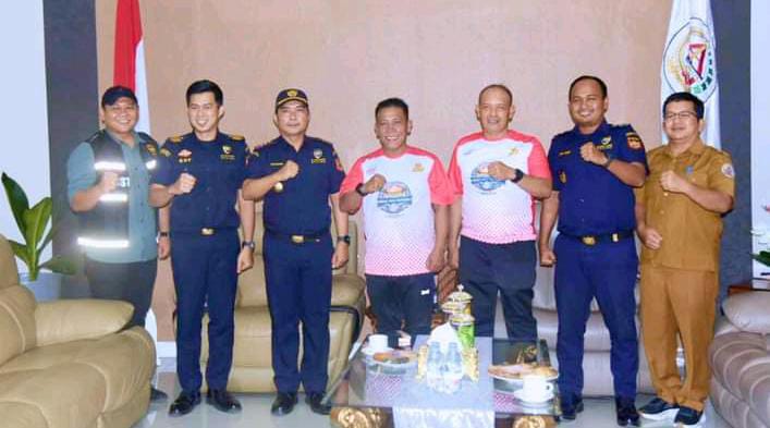 Bupati Tapteng Terima Kunjungan Kepala Bea Cukai Sibolga Bupati Tapteng Terima Kunjungan Kepala Bea Cukai Sibolga