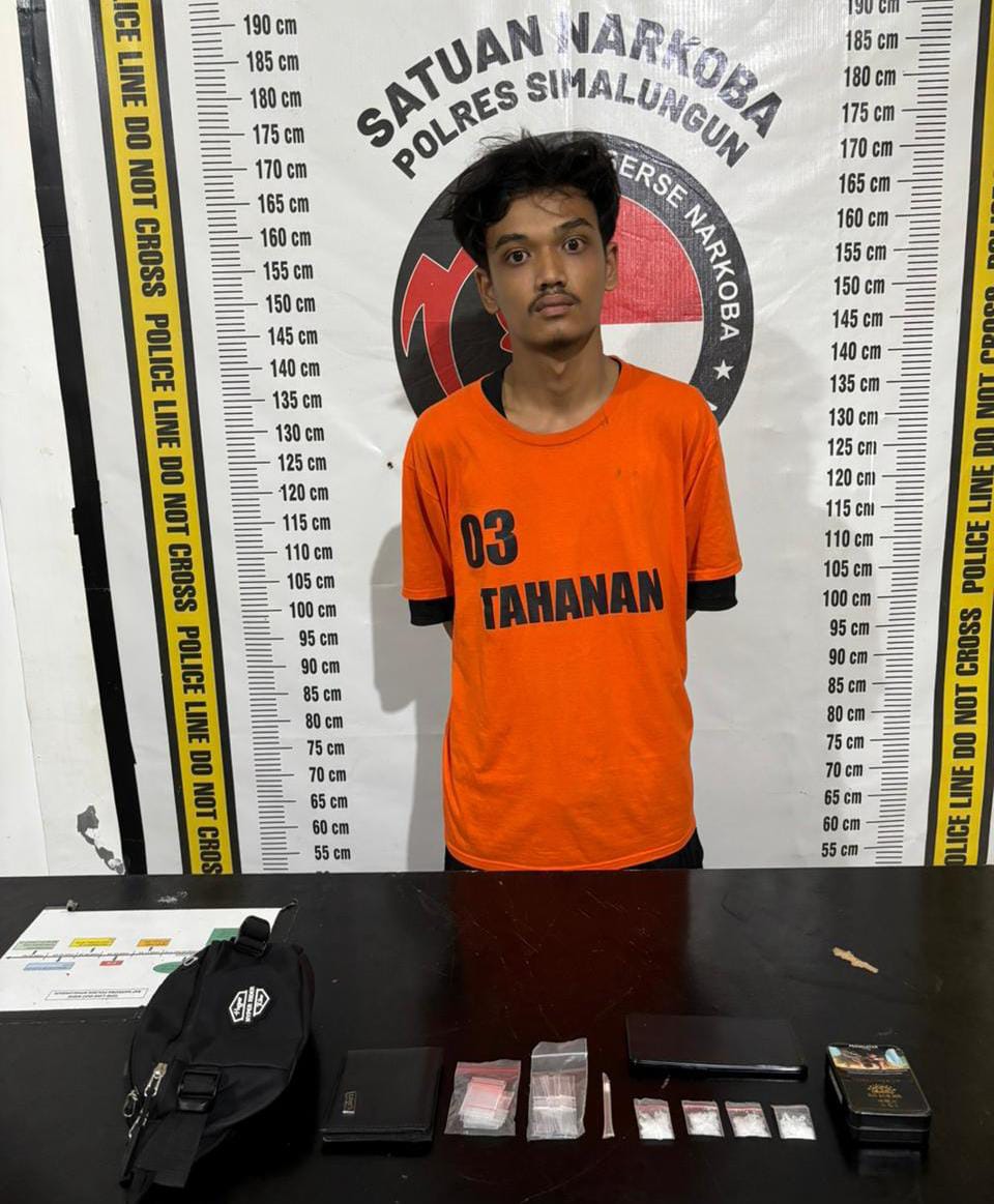 Perangi Narkotika, Sat Narkoba Polres Simalungun Berhasil Sikat Bandar Sabu 6,27 Gram Perangi Narkotika, Sat Narkoba Polres Simalungun Berhasil Sikat Bandar Sabu 6,27 Gram