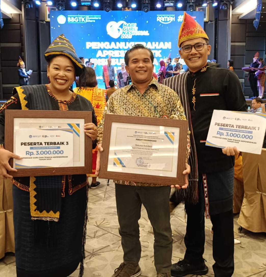 2 Guru Asal Pakpak Bharat Menerima Apresiasi Sebagai Guru dan Tenaga Kependidikan Terbaik Se-Sumut