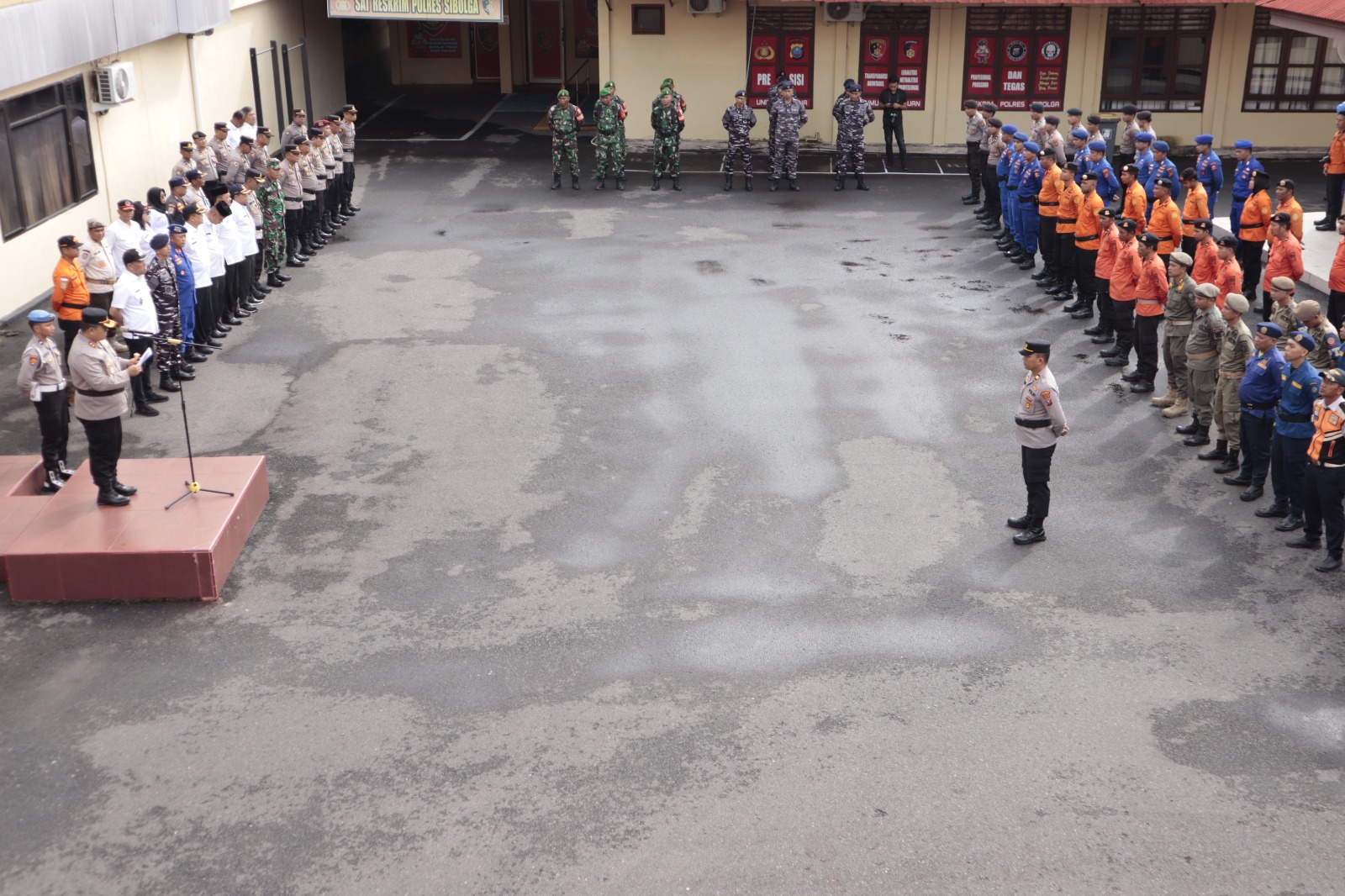 Polres Sibolga Dan Instansi Terkait, Laksanakan Apel Kesiapan Tanggap Bencana Cuaca Ekstrim Dan Hidrometeorologi Polres Sibolga Dan Instansi Terkait, Laksanakan Apel Kesiapan Tanggap Bencana Cuaca Ekstrim Dan Hidrometeorologi