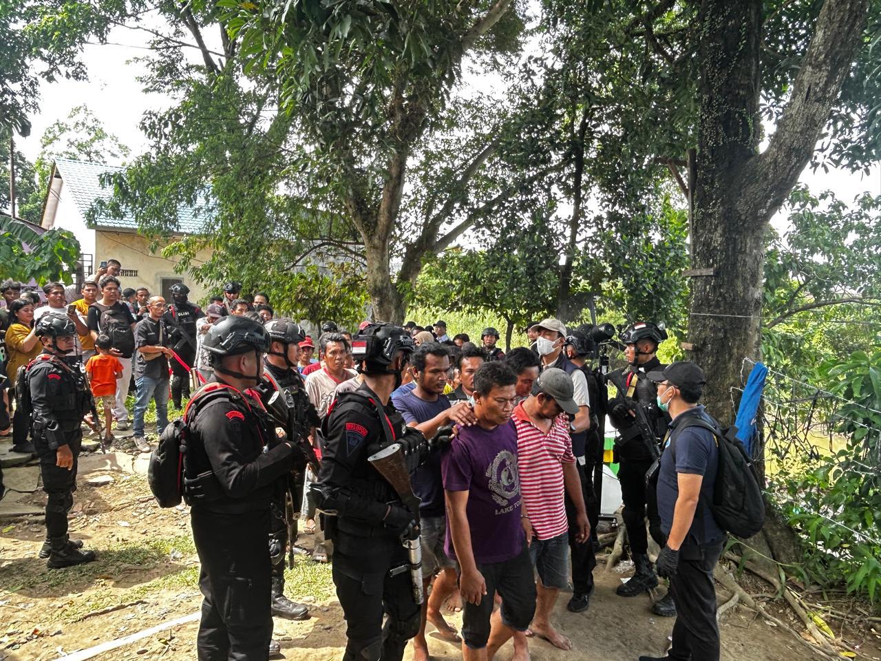 Brimob Polda Sumut Berikan Bantuan Khusus kepada BNNP Sumatera Utara dalam Rangka Pemberantasan Narkotika, 59 Orang Diamankan