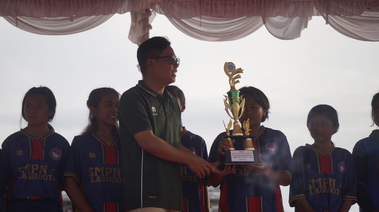 Pemkab Toba Peringati Haornas ke-42 dengan Perlombaan Olahraga dan Senam