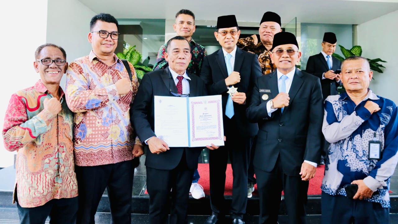 Tuan Rondahaim Saragih Garingging Resmi Dianugerahi Gelar Pahlawan Nasional oleh Presiden RI