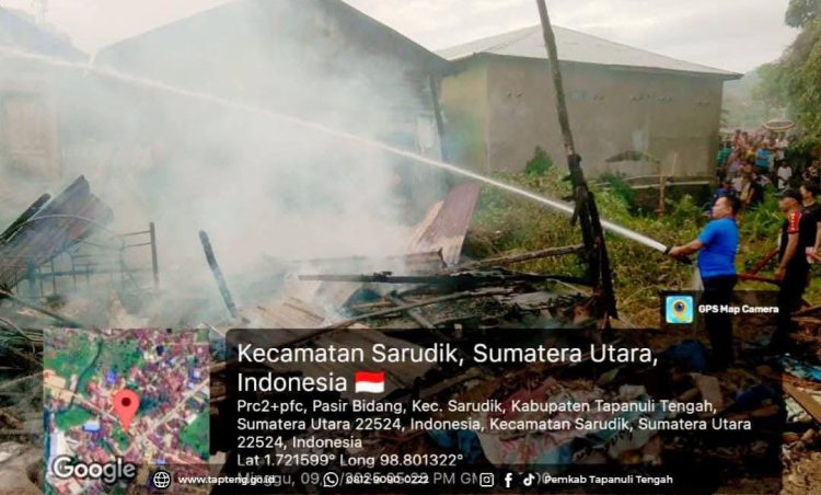 Satu Unit Rumah Kosong Di Kecamatan Sarudik Kabupaten Tapanuli Tengah Terbakar Satu Unit Rumah Kosong Di Kecamatan Sarudik Kabupaten Tapanuli Tengah Terbakar