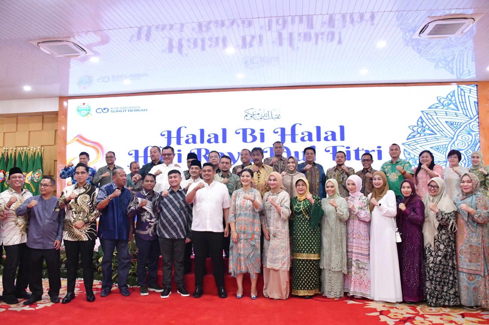 Tingkatkan Sinergitas, Bupati Samosir Vandiko T Gultom Hadiri Open House Gubsu Tingkatkan Sinergitas, Bupati Samosir Vandiko T Gultom Hadiri Open House Gubsu