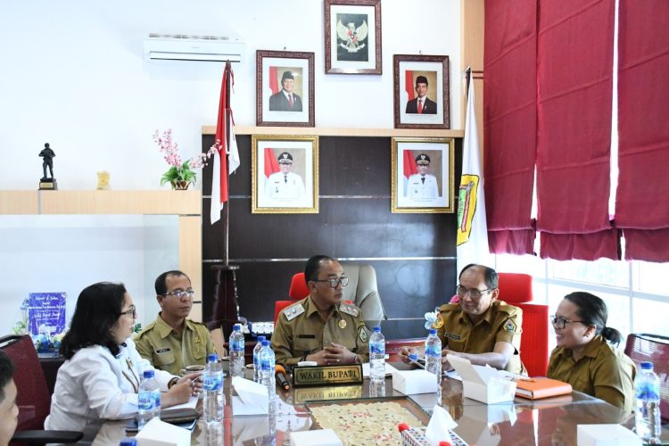 Wakil Bupati Samosir Terima Tim BPK untuk Pemeriksaan Terperinci LKPD 2024 Wakil Bupati Samosir Terima Tim BPK untuk Pemeriksaan Terperinci LKPD 2024