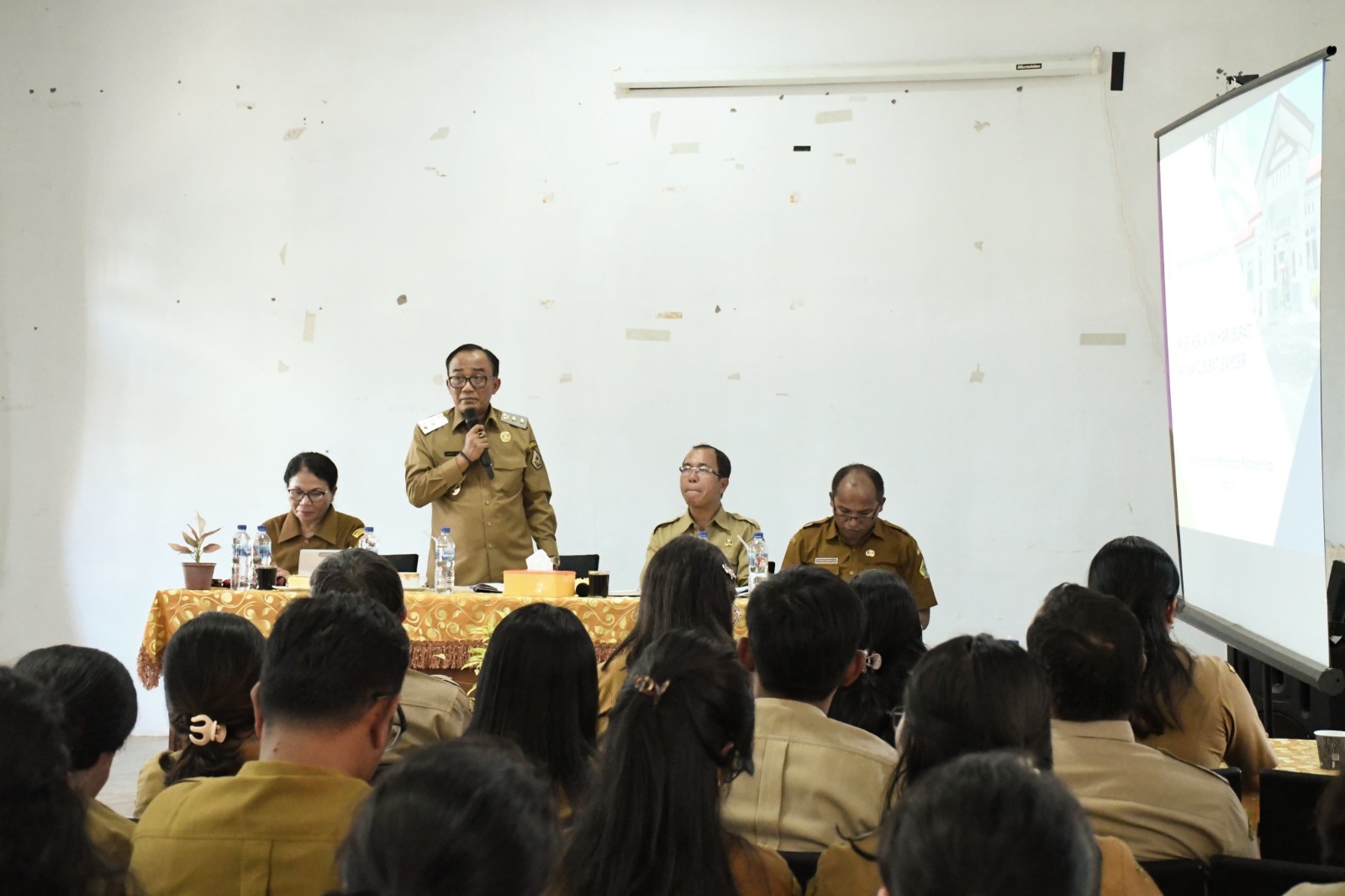 Optimalisasi Kinerja Perangkat Daerah, Wakil Bupati Samosir Minta Penggunaan Anggaran Efektif dan Tepat Sasaran