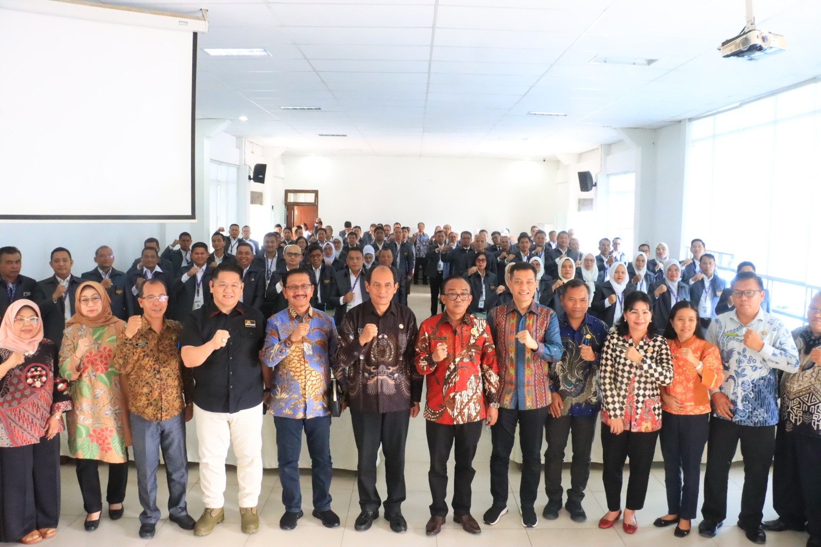BPSDM Sumut Pilih Samosir Sebagai Lokus, Wakil Bupati Samosir Sambut Peserta Studi Lapangan Pelatihan Kepemimpinan Administrator Angkatan I dan II 2025