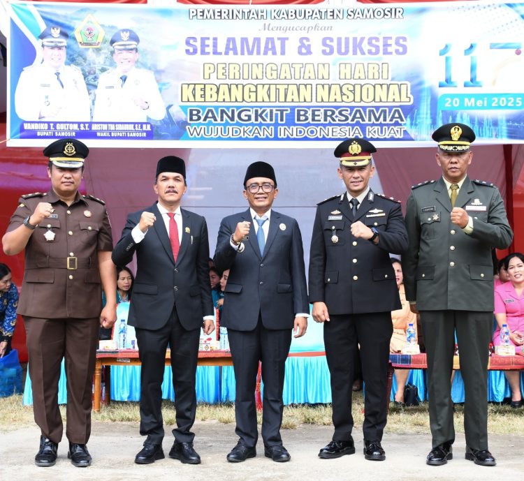 Wabup Inspektur Upacara Peringatan Hari Kebangkitan Nasional Ke-117 Wabup Inspektur Upacara Peringatan Hari Kebangkitan Nasional Ke-117